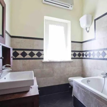 Dal Centurione Giulio Cesare Apartamento